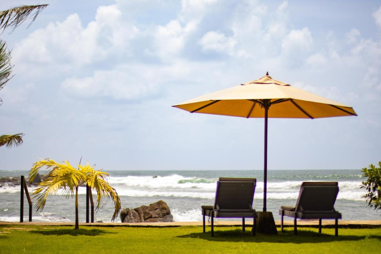 Sergeant House Boutique Villa & Private Beach Унаватуна Экстерьер фото