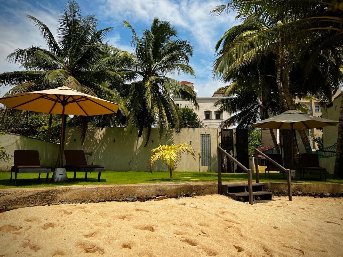 Sergeant House Boutique Villa & Private Beach Унаватуна Экстерьер фото