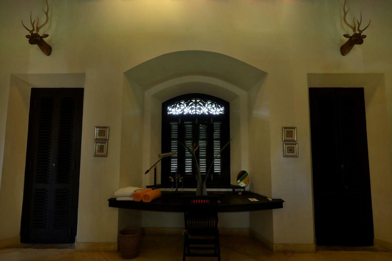 Sergeant House Boutique Villa & Private Beach Унаватуна Экстерьер фото