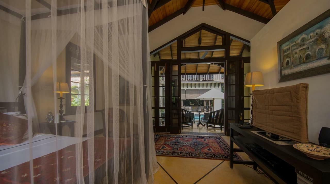 Sergeant House Boutique Villa & Private Beach Унаватуна Экстерьер фото